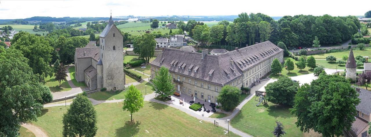 Hotel Schloss Gehrden エクステリア 写真