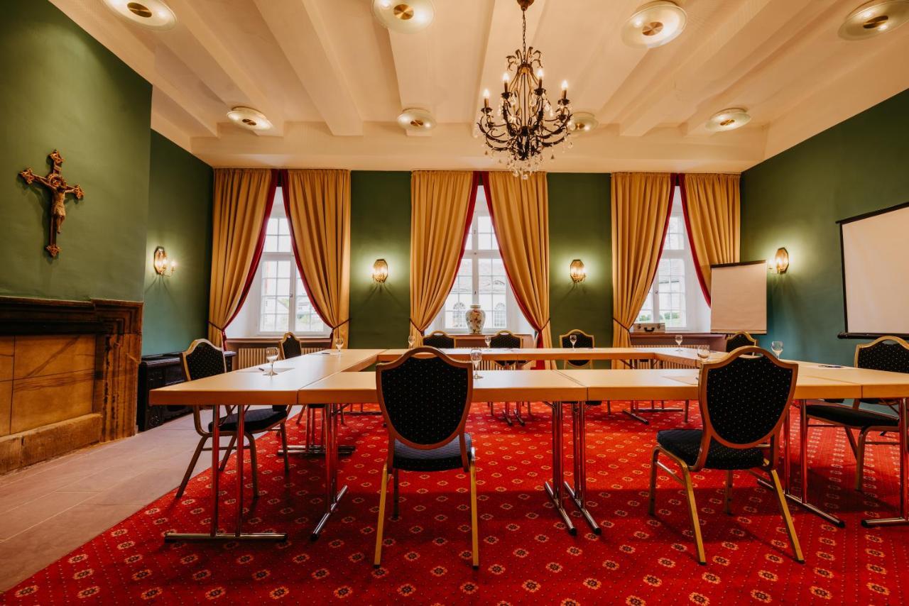 Hotel Schloss Gehrden エクステリア 写真