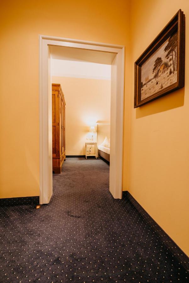 Hotel Schloss Gehrden エクステリア 写真