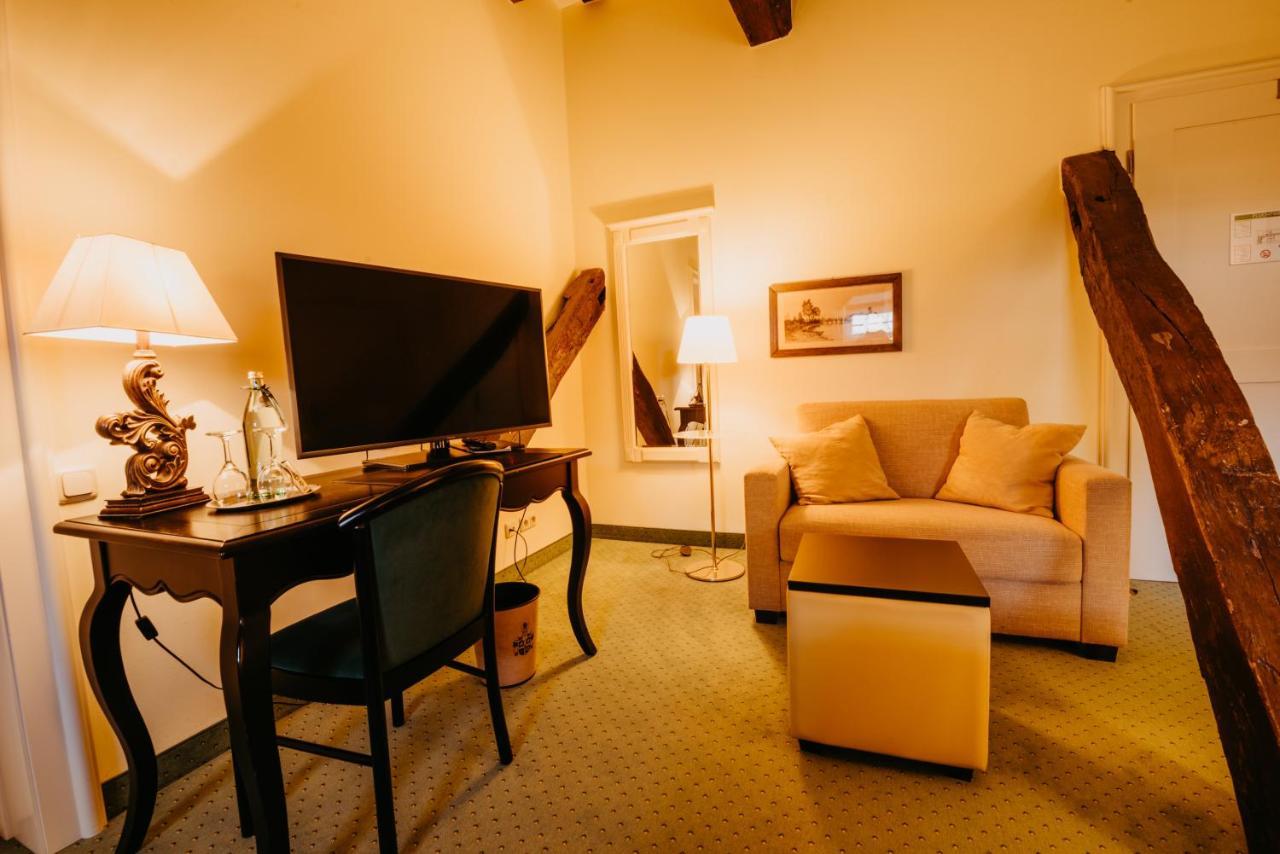 Hotel Schloss Gehrden エクステリア 写真