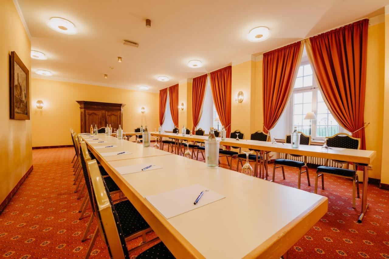 Hotel Schloss Gehrden エクステリア 写真